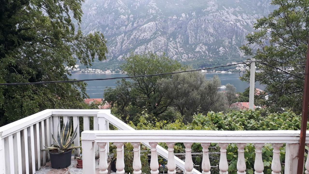 Vila Ruska Prčanj Екстериор снимка