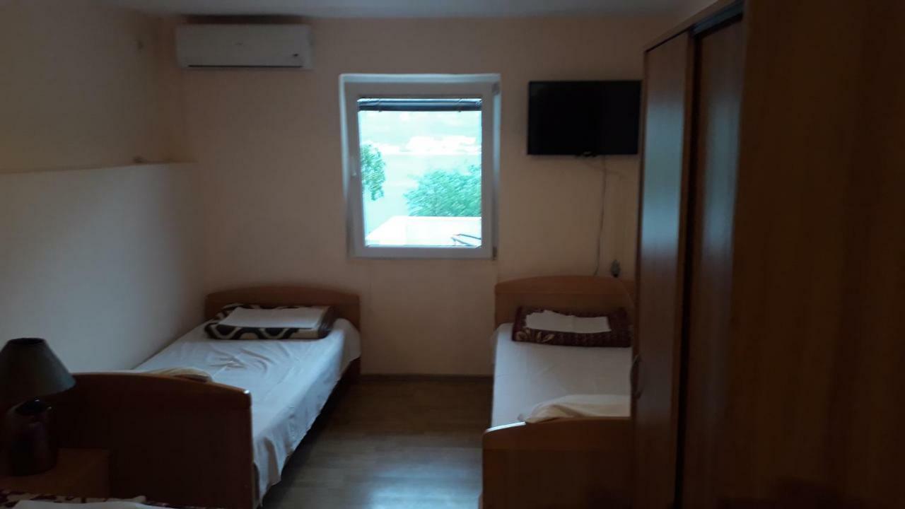 Vila Ruska Prčanj Екстериор снимка
